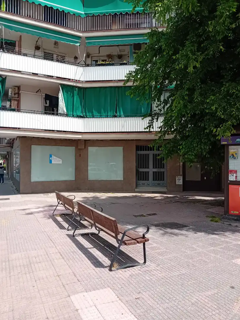 Vista exterior de Local de lloguer en Leganés
