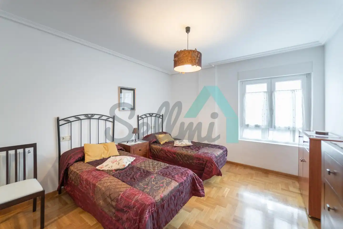 Habitación de Piso en venta en Tineo con Calefacción, Parquet y Trastero