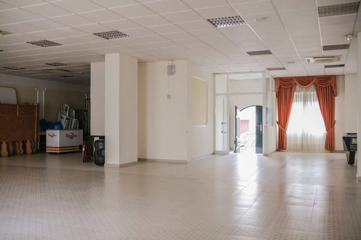 Geschaftsraum zum Verkauf in Cartaya