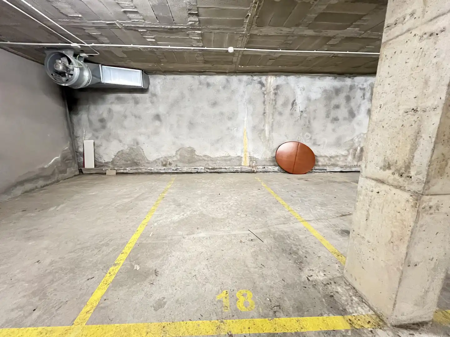 Parkplatz von Garage zum Verkauf in Cadaqués