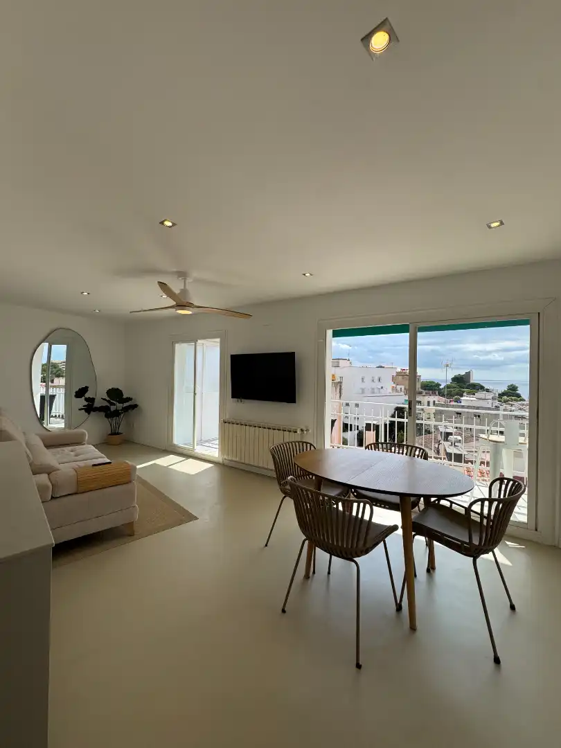 Sala d'estar de Pis en venda en Sant Pol de Mar amb Aire condicionat, Calefacció i Terrassa