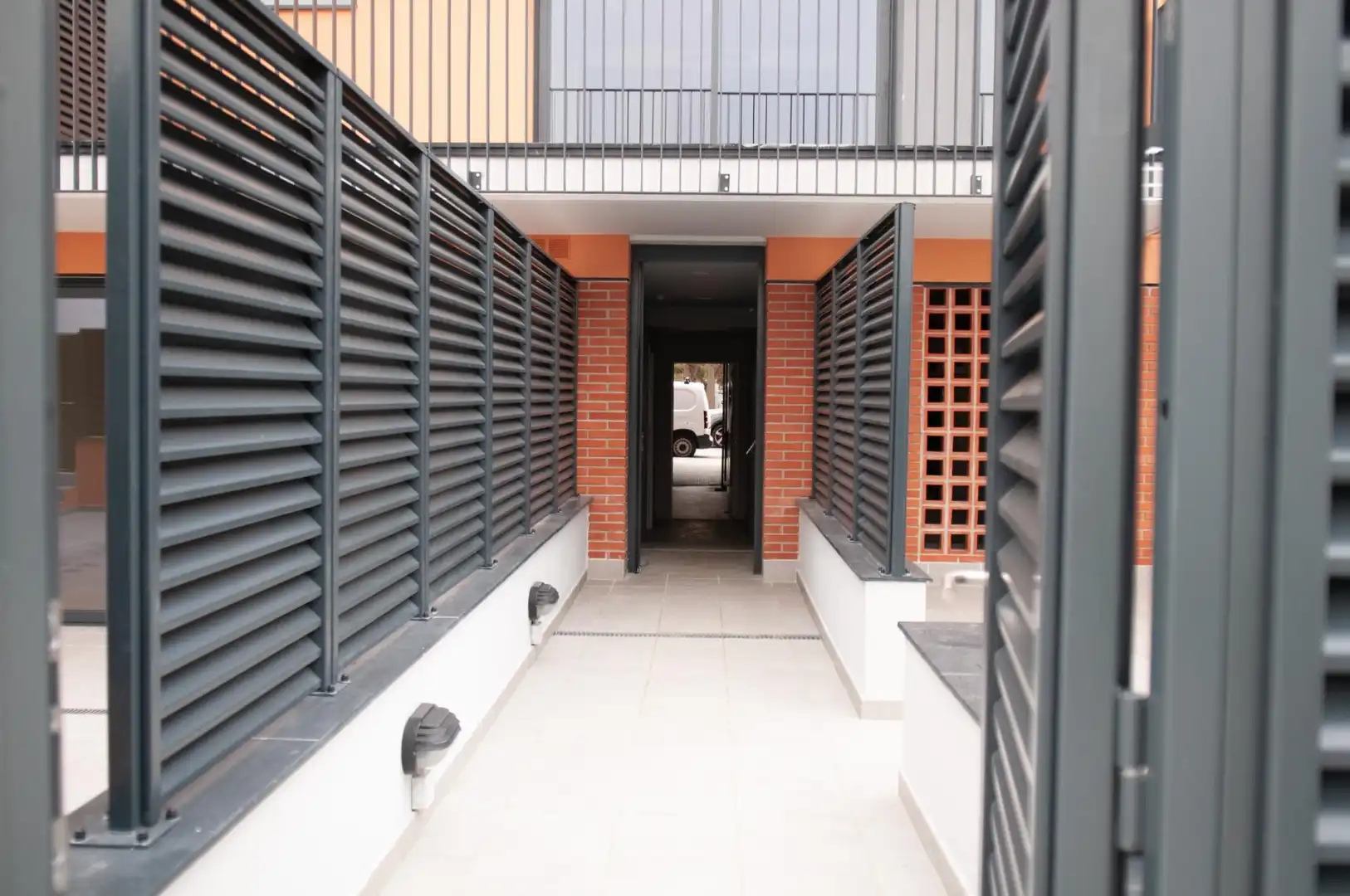 Planta baixa en venda en Sabadell amb Calefacció, Terrassa i Piscina comunitària
