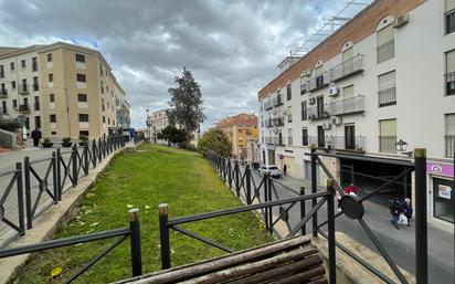 Vista exterior de Pis en venda en  Jaén Capital amb Balcó