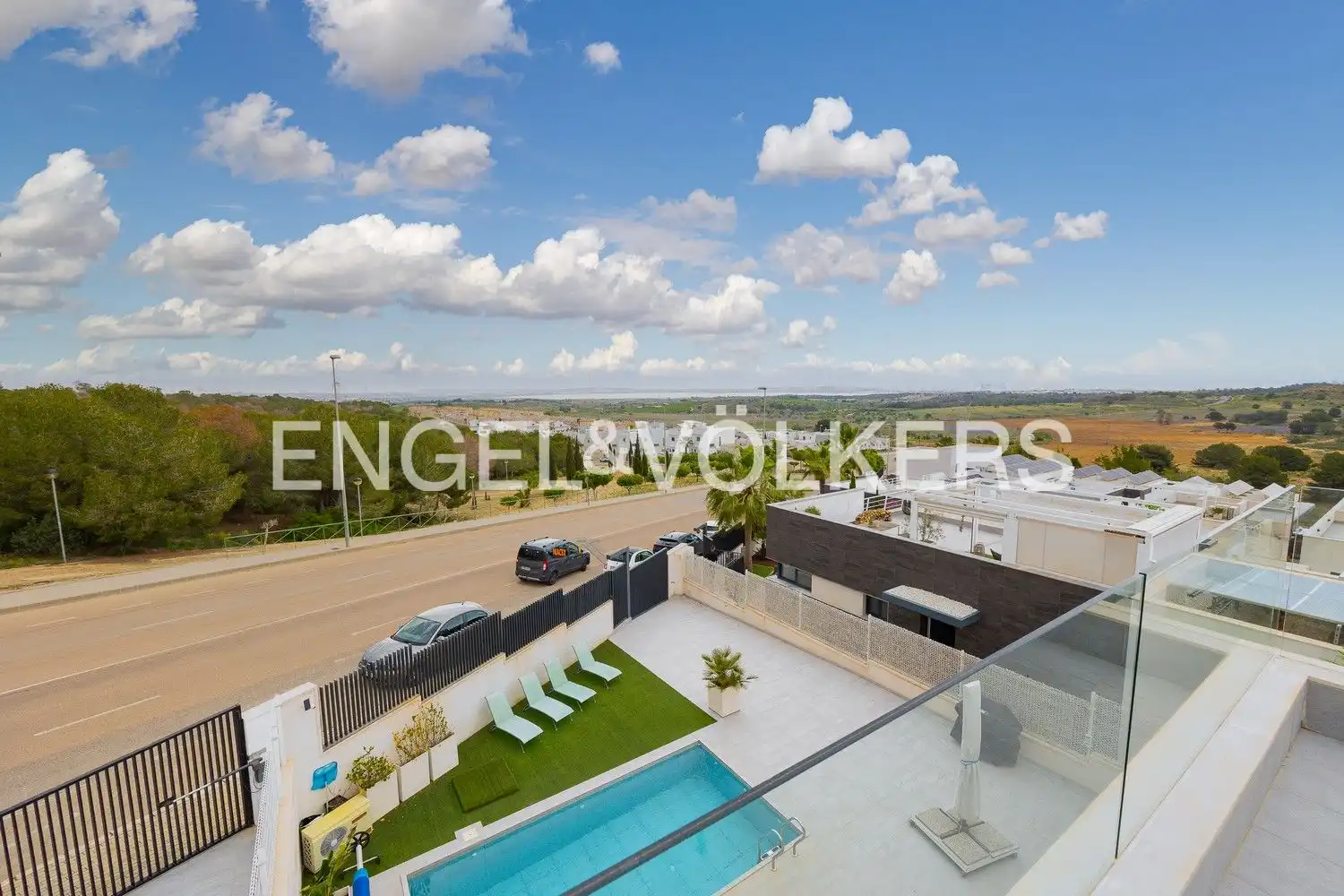 Casa amb terrassa en venda a San Miguel de Salinas, imagen 5