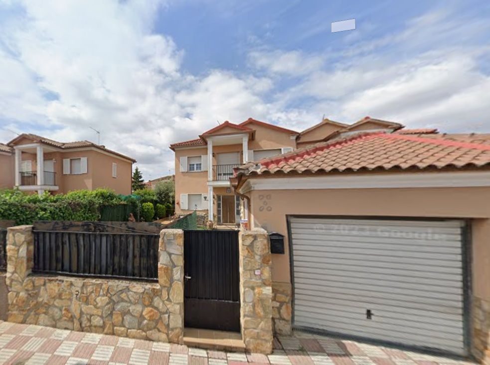 Vista exterior de Casa adosada en venta en Guadalix de la Sierra