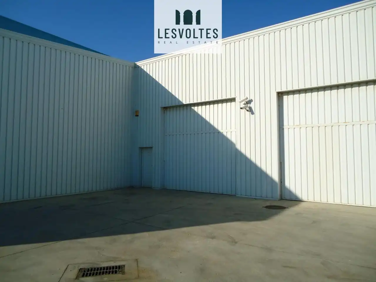 Vista exterior de Nave industrial en venta en Residencial Begur - Esclanyà