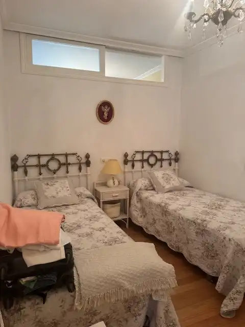 Habitación de Piso de alquiler en Vegadeo con Calefacción, Amueblado y Horno