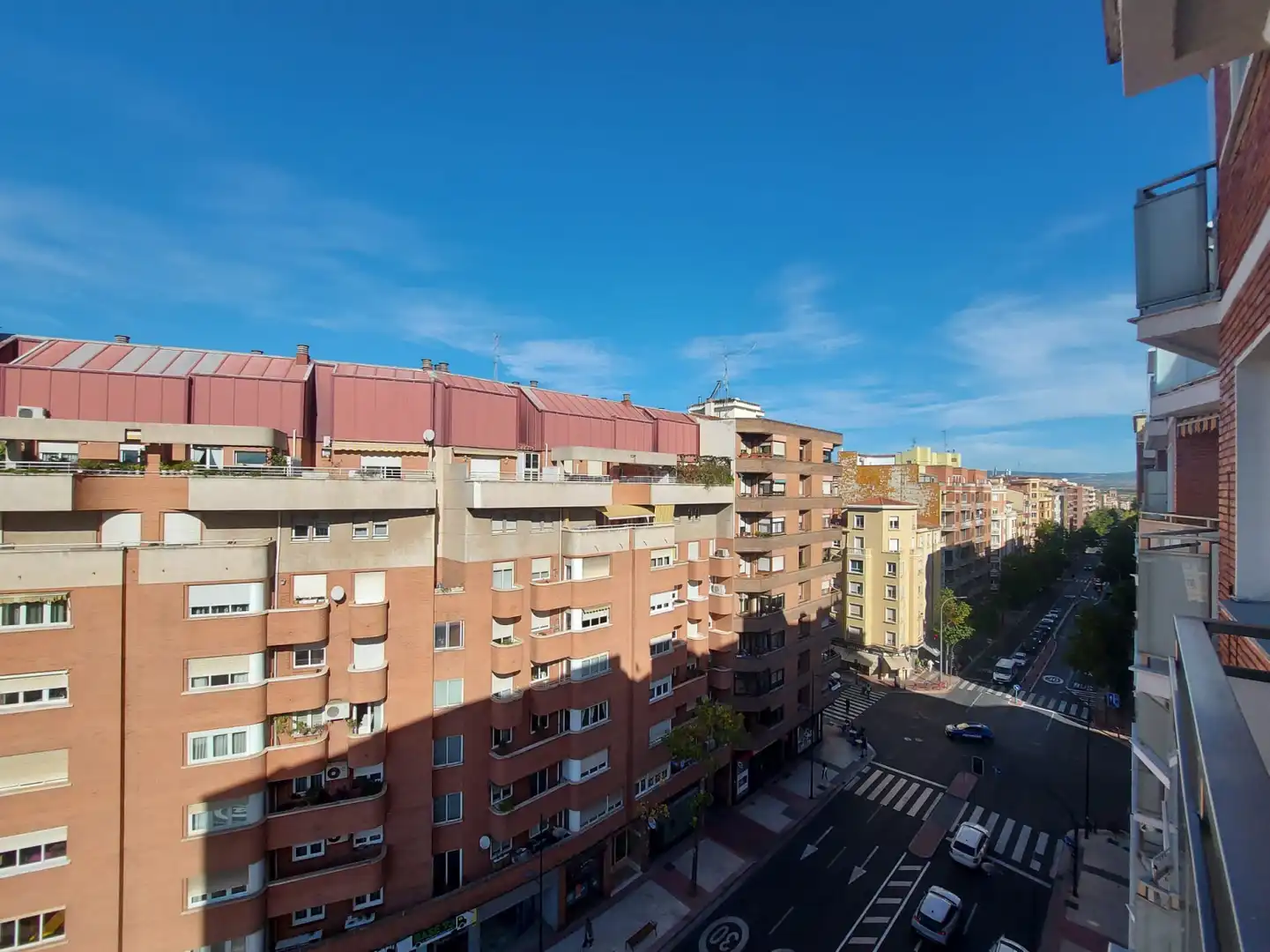 Vista exterior de Piso en venta en  Logroño con Calefacción, Parquet y Terraza