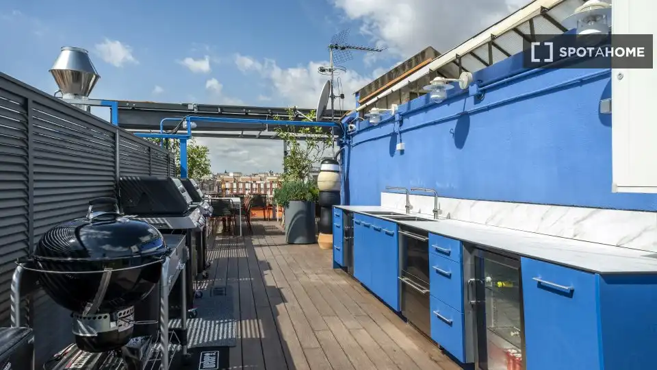 Terrasse von Wohnung zur Miete in Barcelona mit Klimaanlage, Heizung und Möbliert