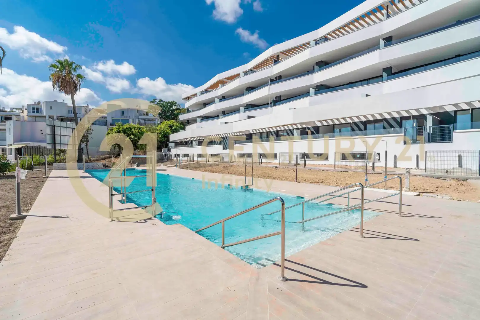 Piscina de Apartamento en venta en Torremolinos con Aire acondicionado, Jardín privado y Trastero
