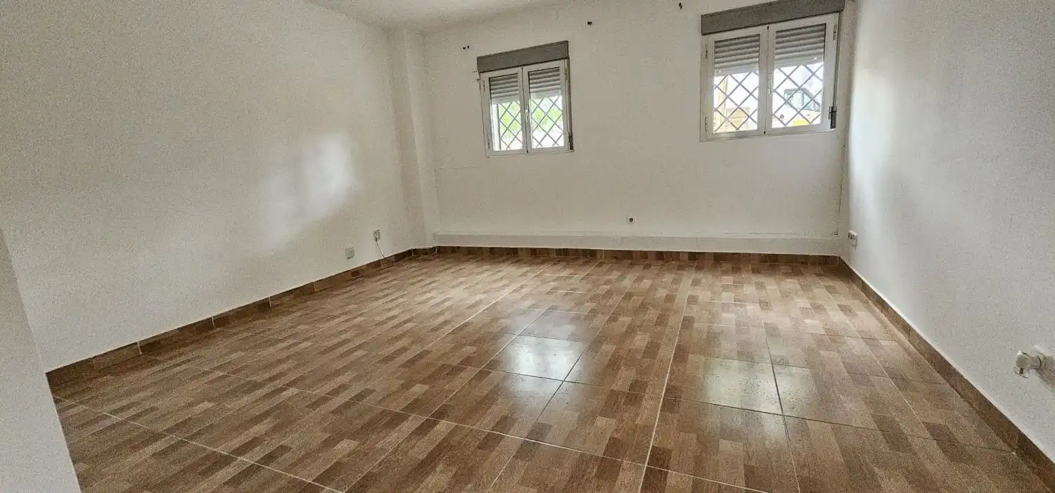 Flat for sale in Domingo Parraga, Villaverde Alto