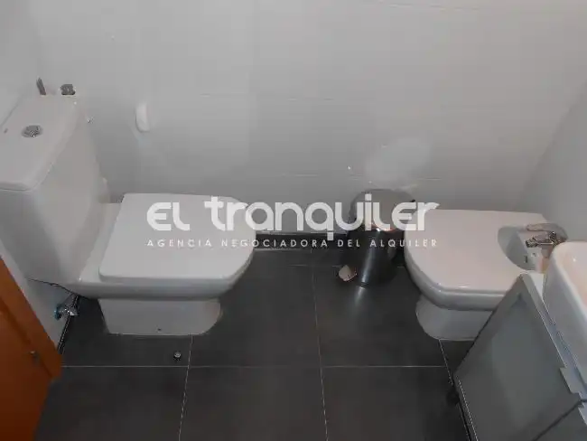 Bany de Pis de lloguer en Leganés amb Terrassa, Traster i Piscina