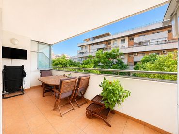 Apartment with pool for sale in Calle LILI ALVAREZ 5