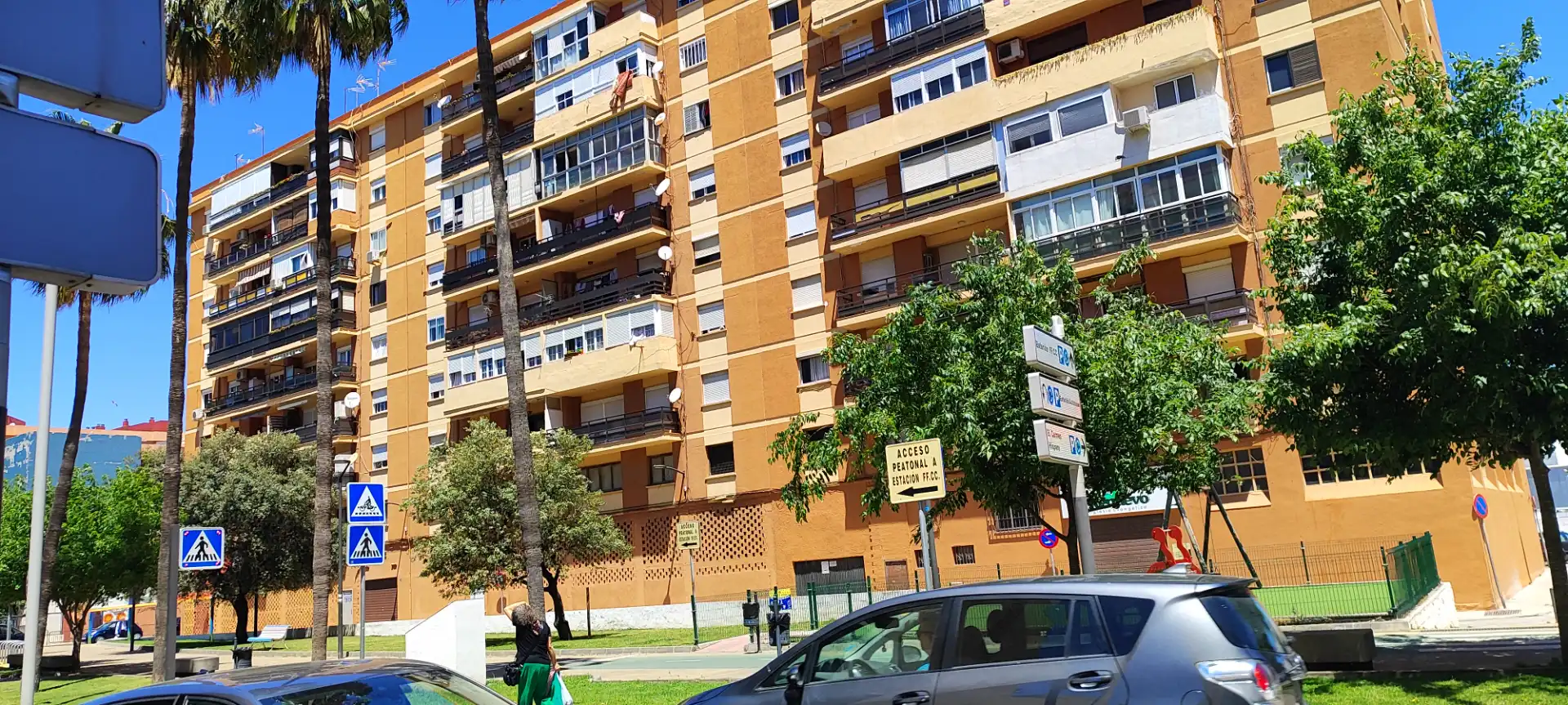 Exterior view of Flat for sale in Algeciras  with Heating, Terrace and Furnished