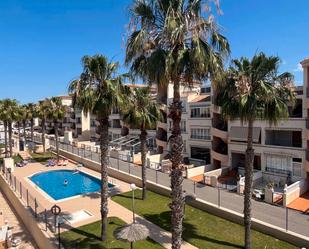 Piscina de Apartament en venda en Orihuela amb Aire condicionat, Piscina i Moblat