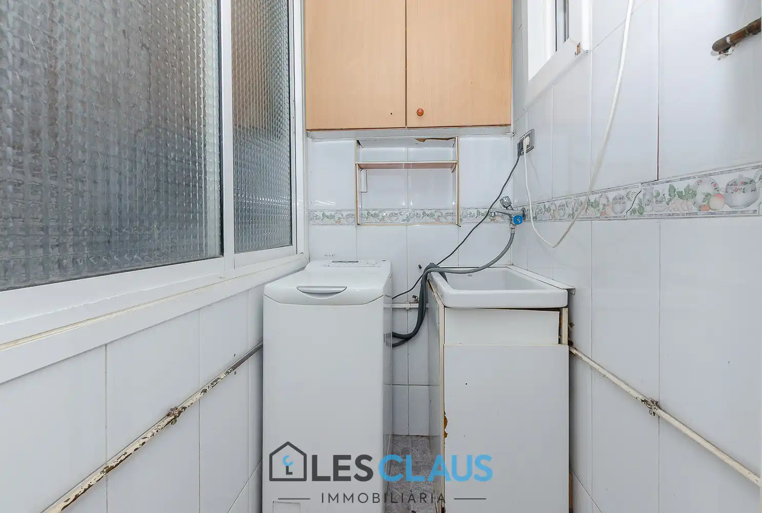 Cuina de Pis en venda en Esplugues de Llobregat amb Aire condicionat i Moblat