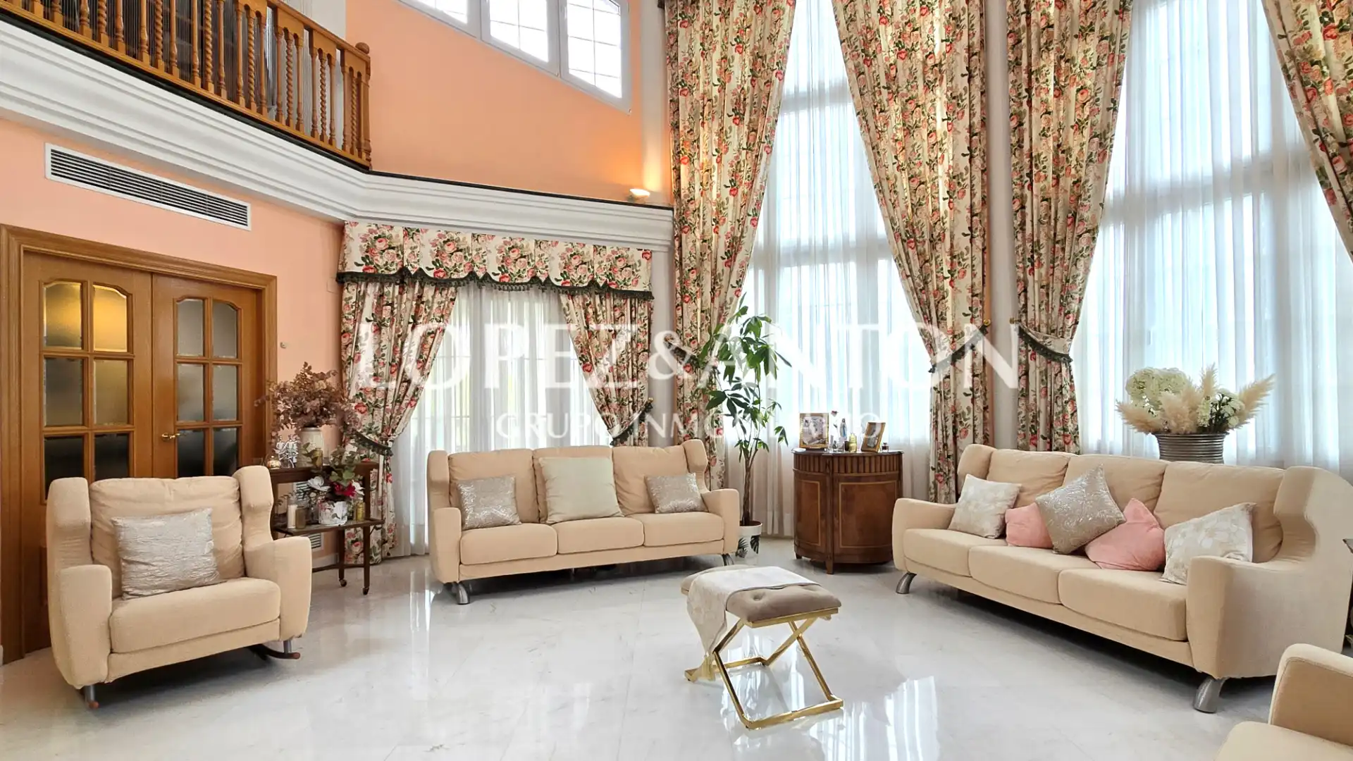 Sala de estar de Casa o chalet en venta en Benaguasil con Aire acondicionado, Jardín privado y Parquet