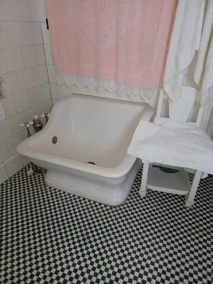 Bathroom of Houses for sale in Ribadeo  with Private garden, Parquet flooring and Terrace