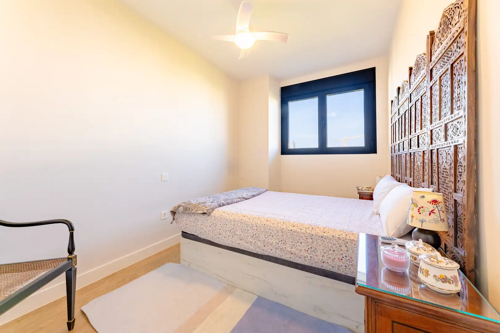 Habitación de Piso en venta en Valencia con Trastero, Piscina y Balcón