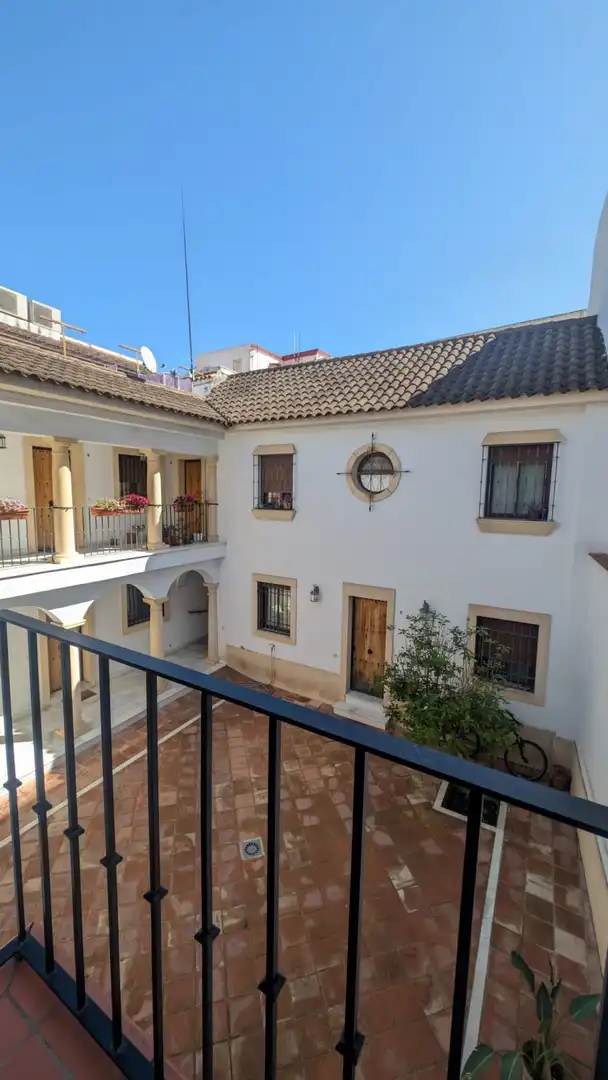 Vista exterior de Casa o xalet en venda en  Córdoba Capital amb Aire condicionat, Traster i Balcó