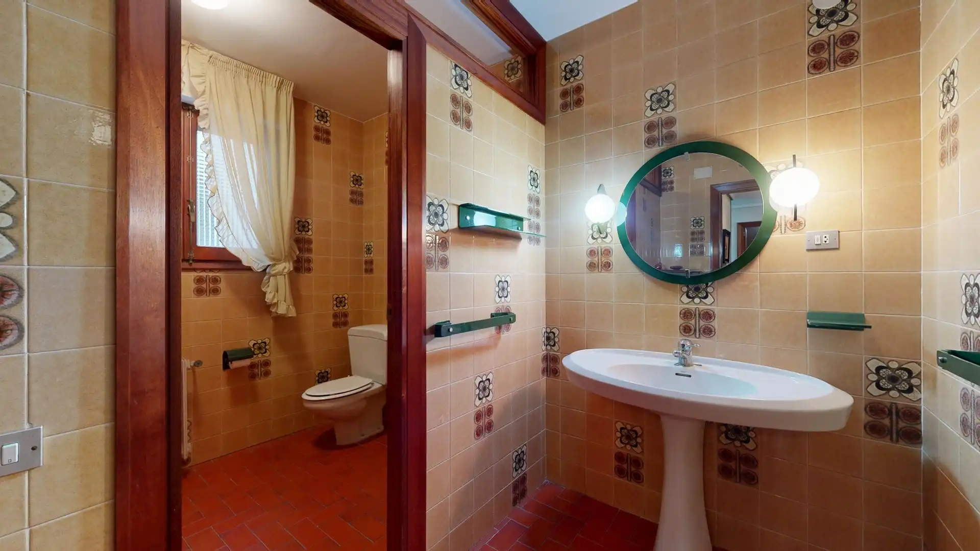 Bathroom of Flat for sale in Vila-real  with Private garden, Terrace and Storage room