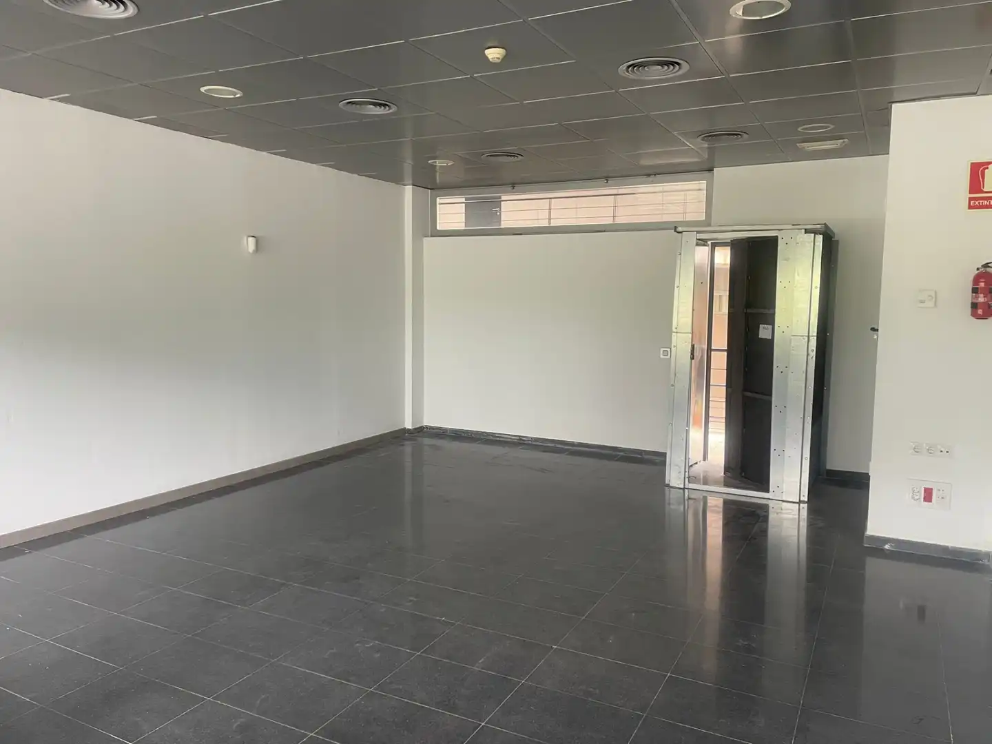 Büro mit Aufzug zum Verkauf in Carrer Blaise Pascal 3, imagen 6