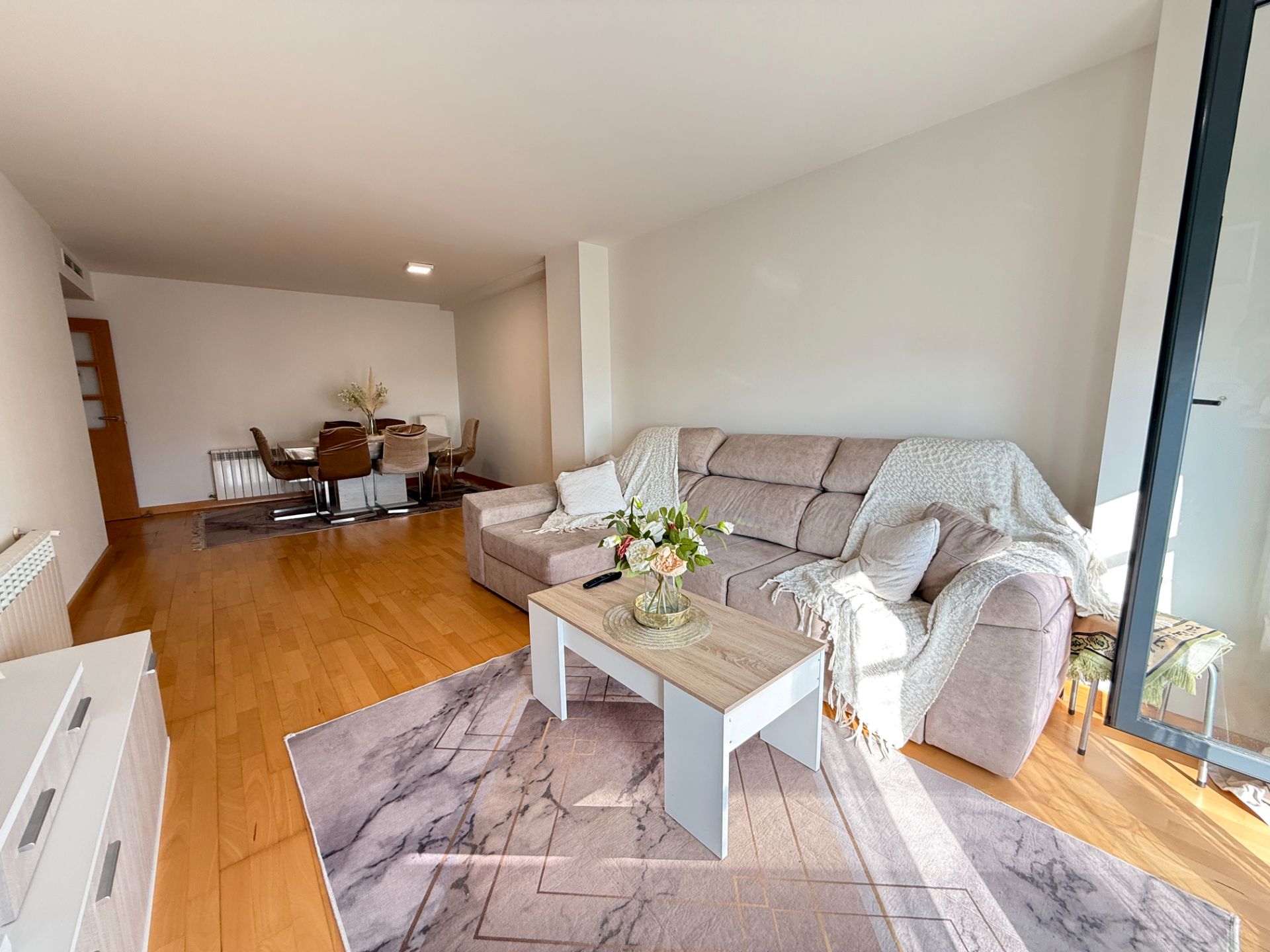 Living room of Flat for sale in Castellón de la Plana / Castelló de la Plana  with Air Conditioner, Heating and Parquet flooring