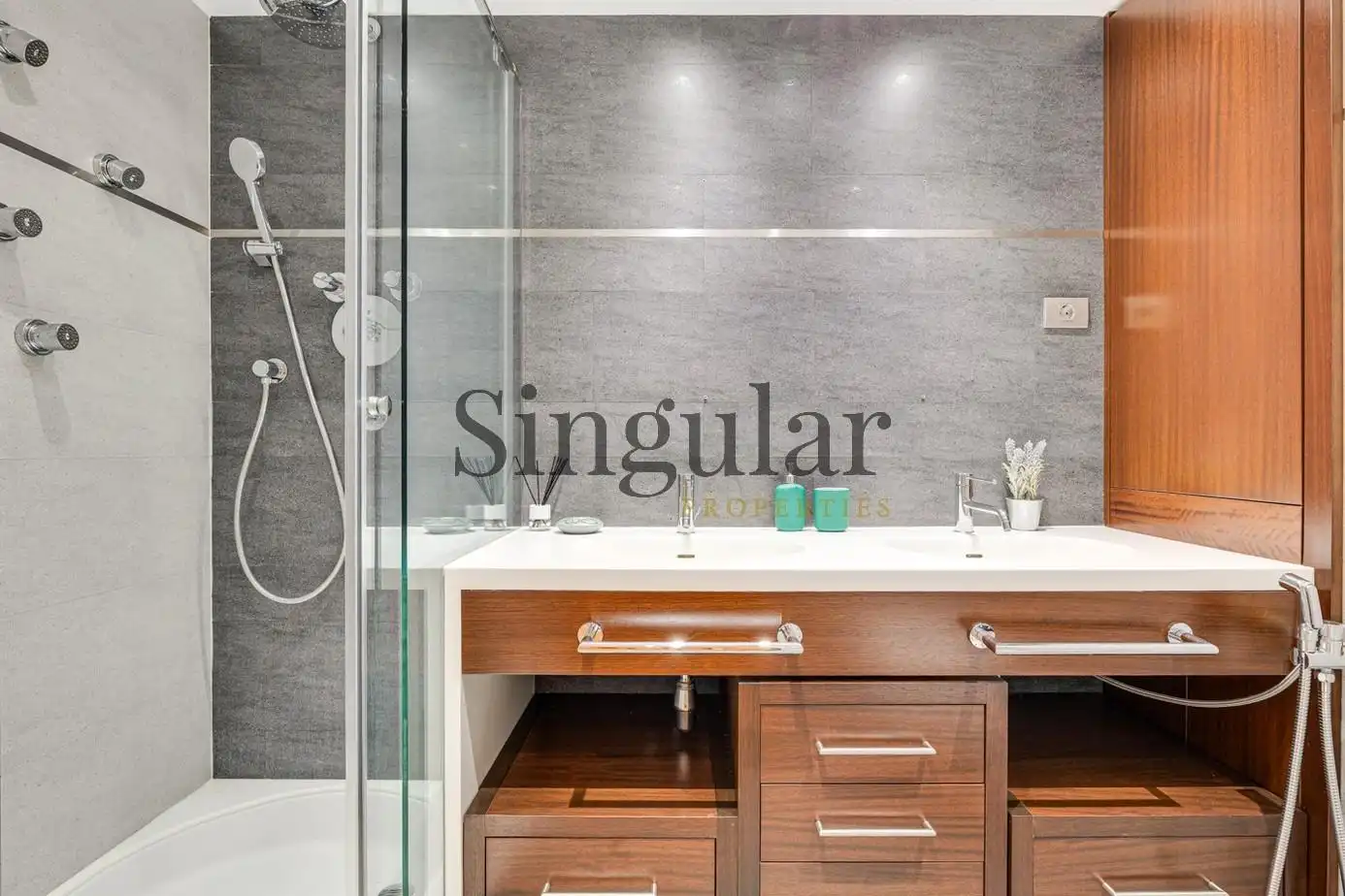 Baño de Piso en venta en Barcelona con Aire acondicionado, Calefacción y Terraza