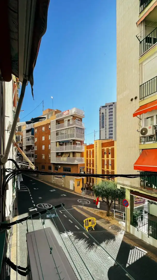 Vista exterior de Piso en venta en Benidorm con Aire acondicionado y Balcón