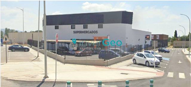 Local comercial en Alquiler en Avenida de Valencia, 2 en Caudete