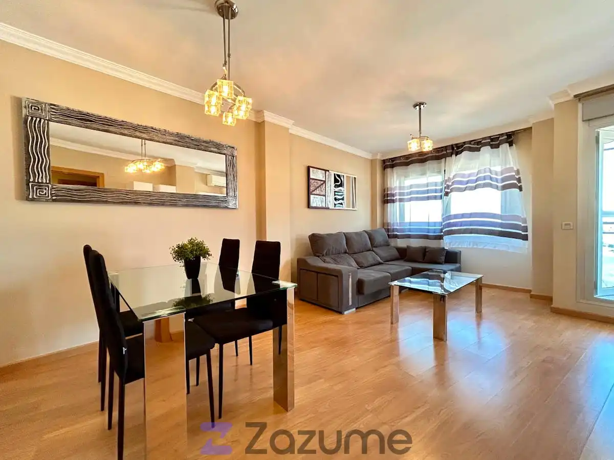Living room of Flat for rent in Granada  with Air Conditioner, Heating and Private garden
