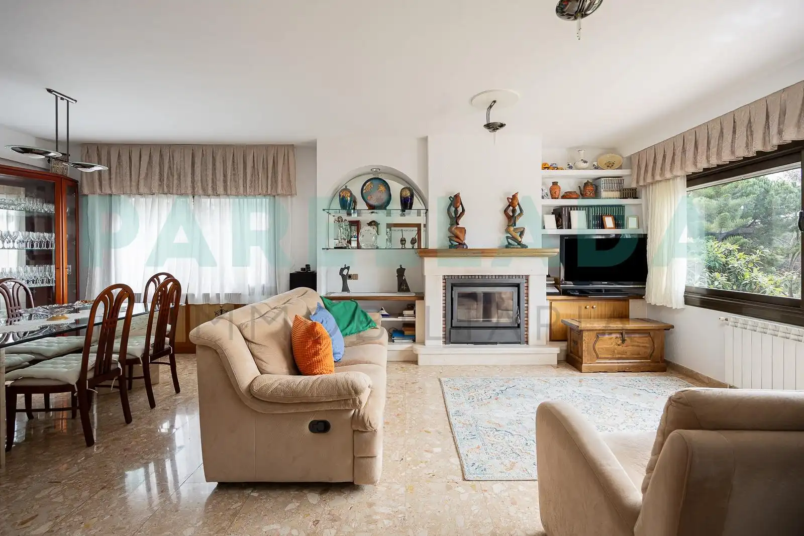 Sala de estar de Casa o chalet en venta en Badalona con Aire acondicionado, Calefacción y Jardín privado