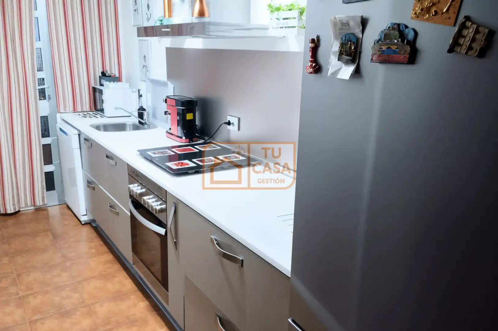 Cuina de Casa o xalet en venda en Cáceres amb Aire condicionat, Calefacció i Jardí privat
