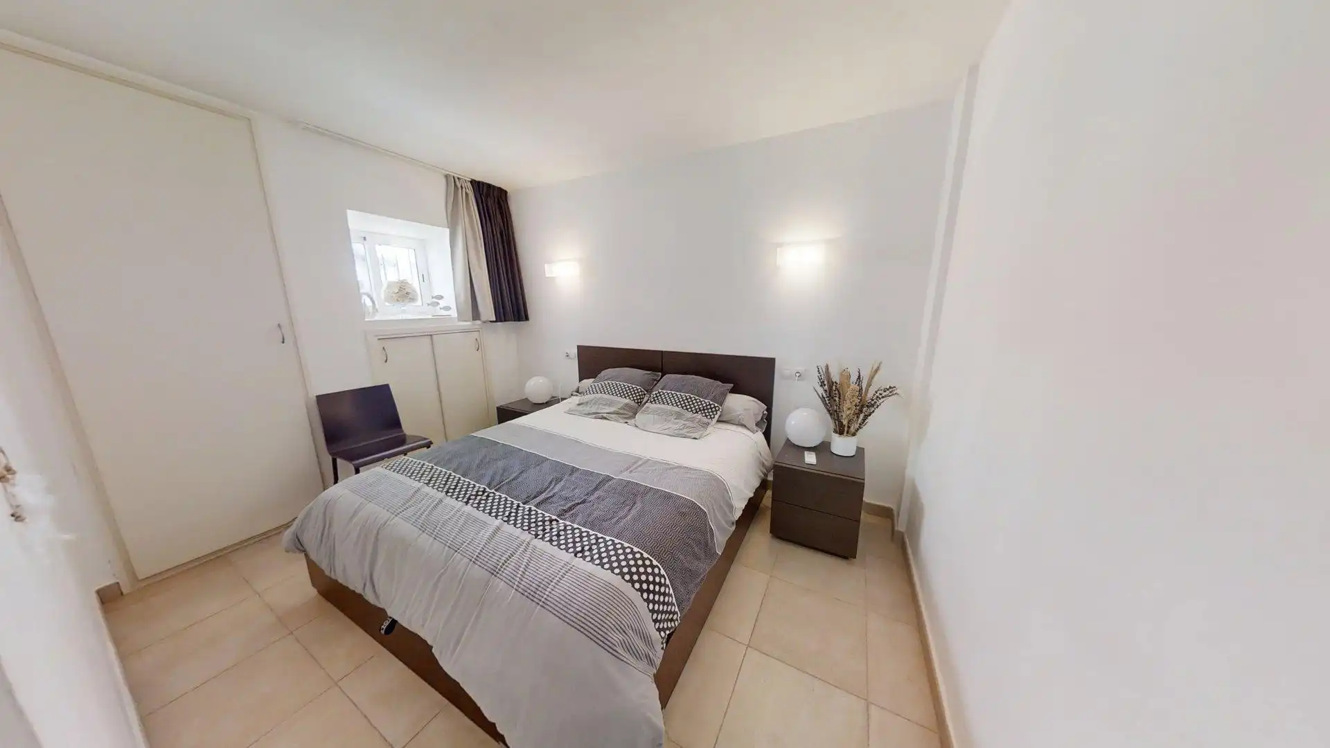 Bedroom of Apartments for sale in Roses  with Air Conditioner, Heating and Private garden