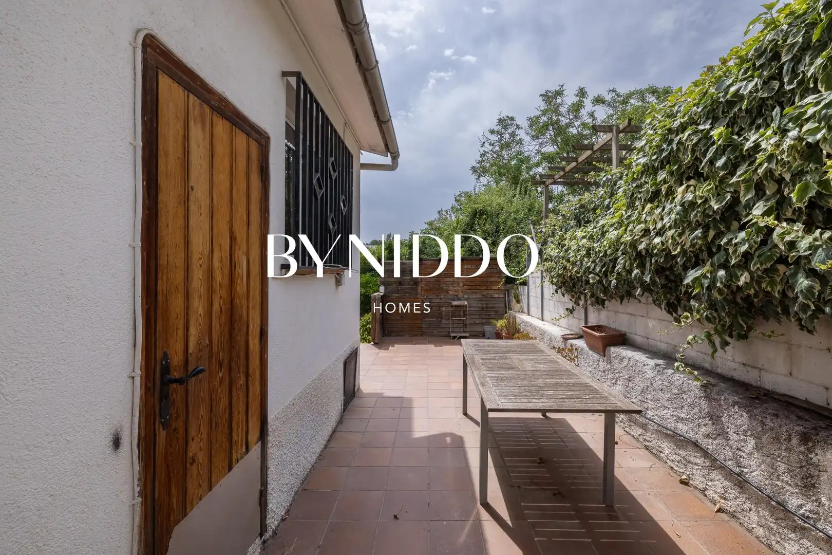 Terrassa de Casa o xalet en venda en Sant Cugat del Vallès amb Jardí privat, Terrassa i Traster