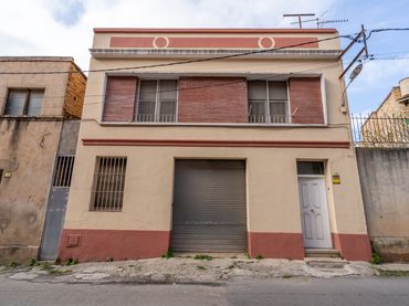 Casa en venta en Barranc de Caputxins 24