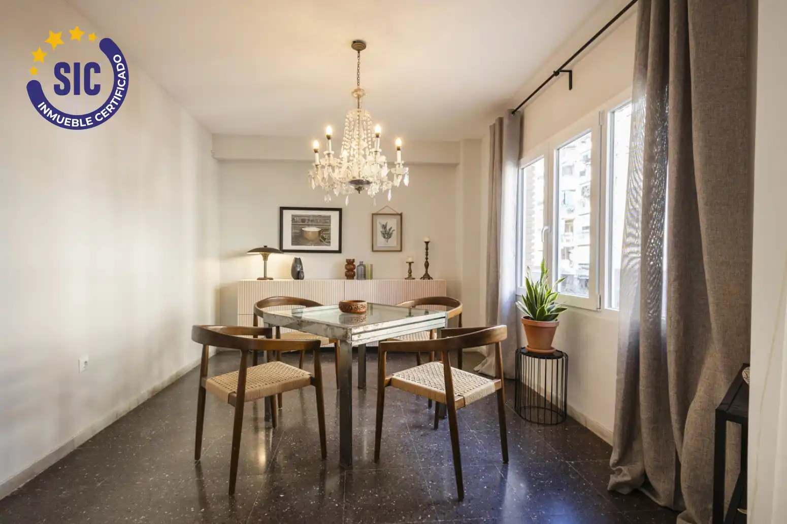 Dining room of Flat for sale in Valencia  with Air Conditioner and Terrace