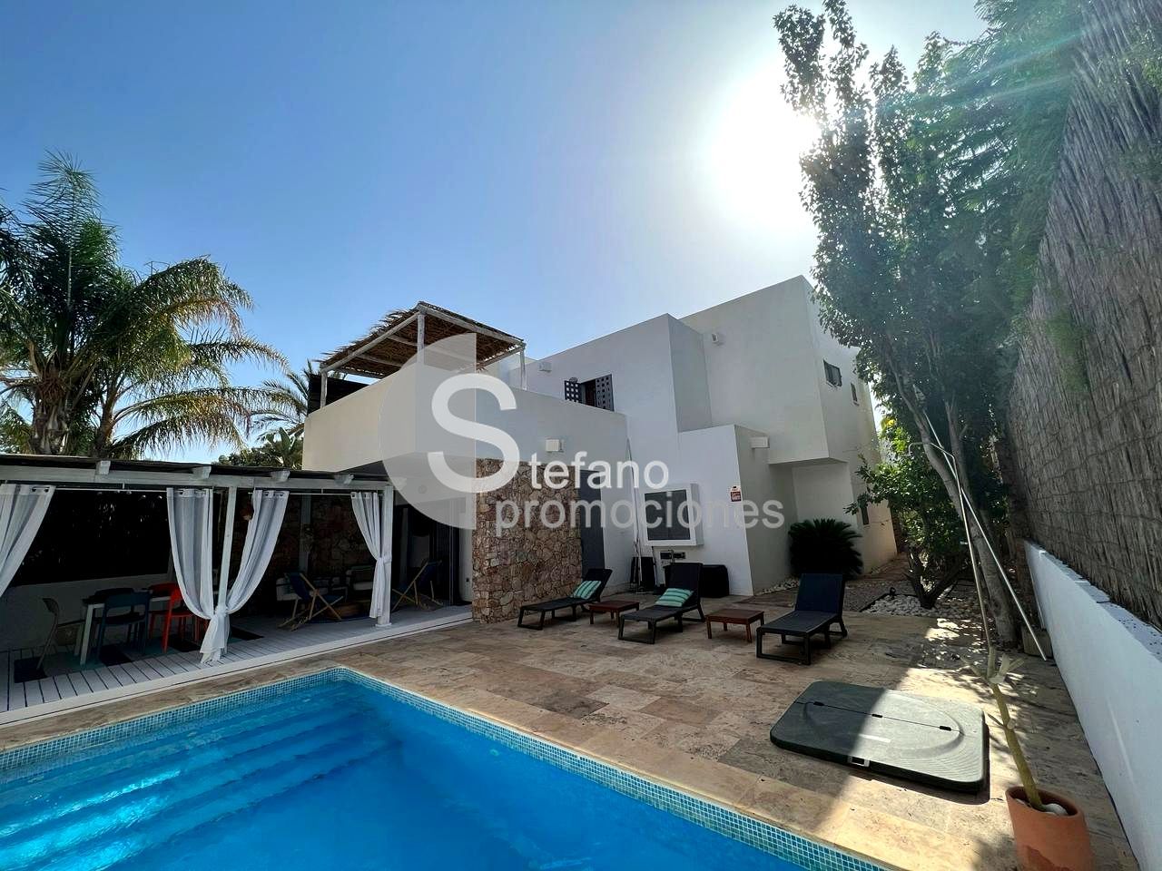 Single-family semi-detached to rent in Rodalquilar - La Isleta