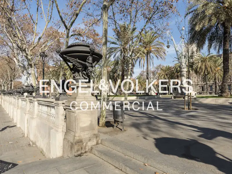 Exterior view of Commercial properties for sale in Barcelona