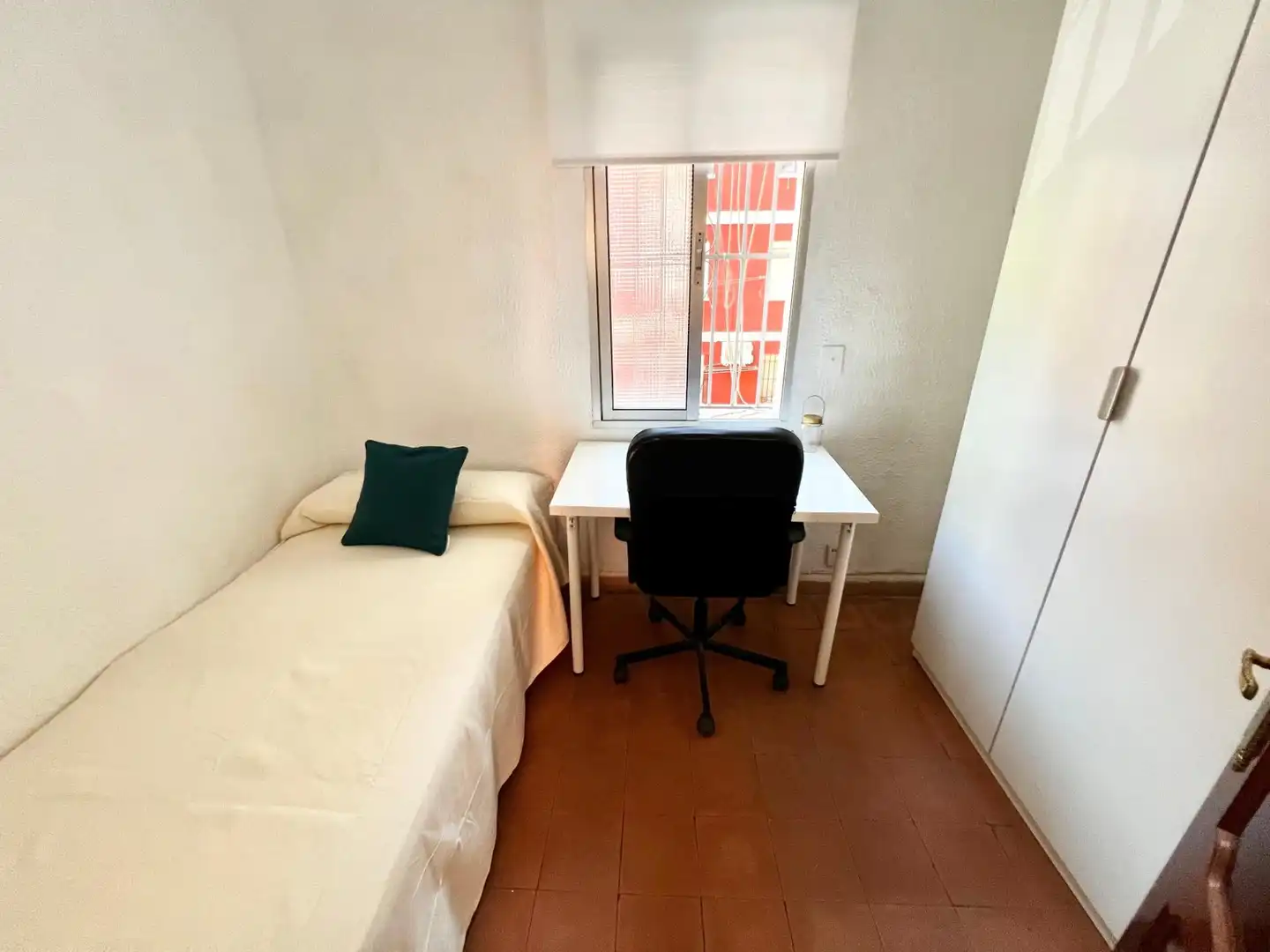 Habitación de Piso en venta en Málaga con Aire acondicionado