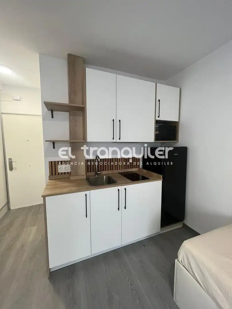 Study for rent in Calle Alonso del Barco, Palos de Moguer