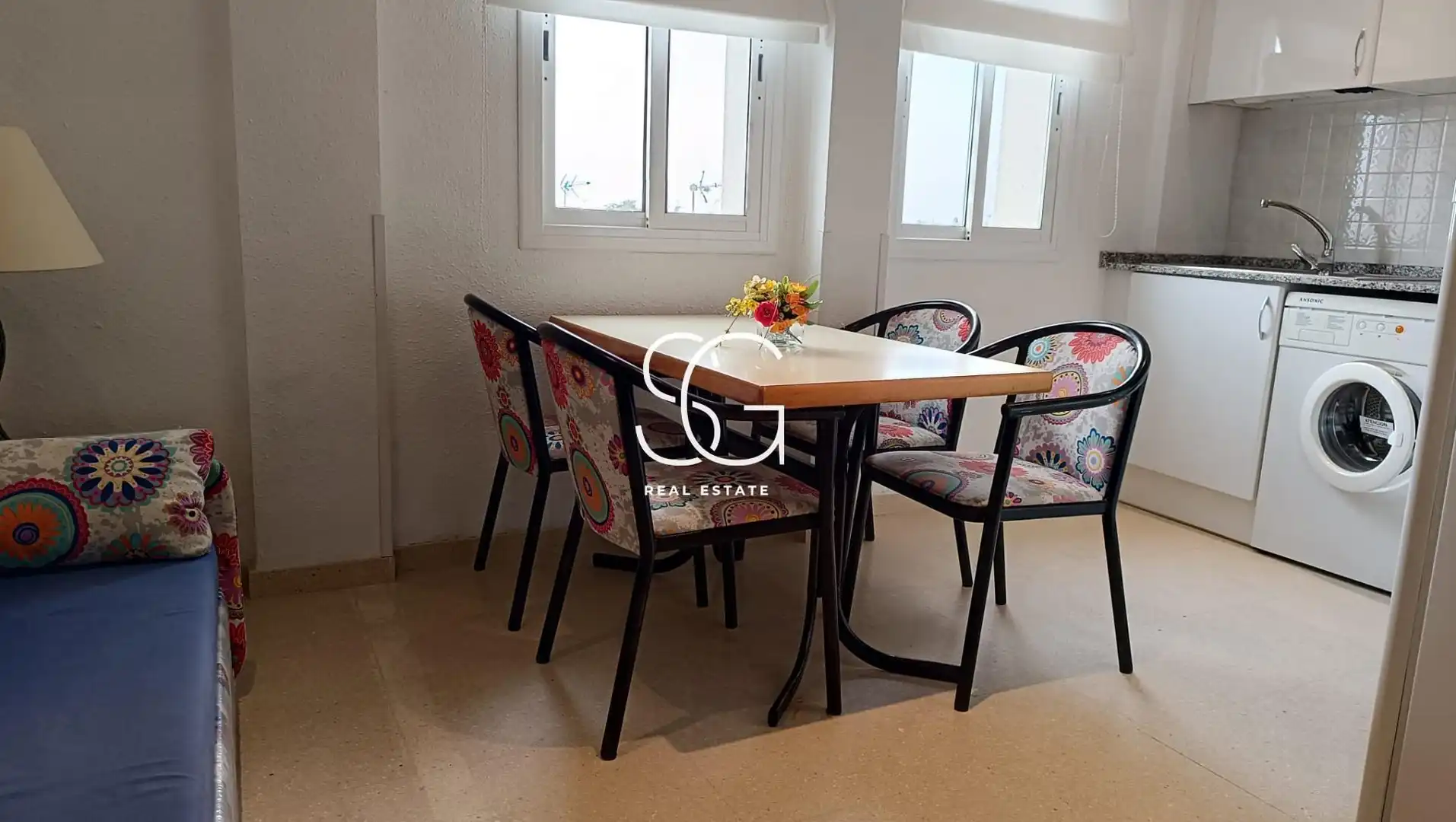Esszimmer von Gebäude zum Verkauf in Creixell