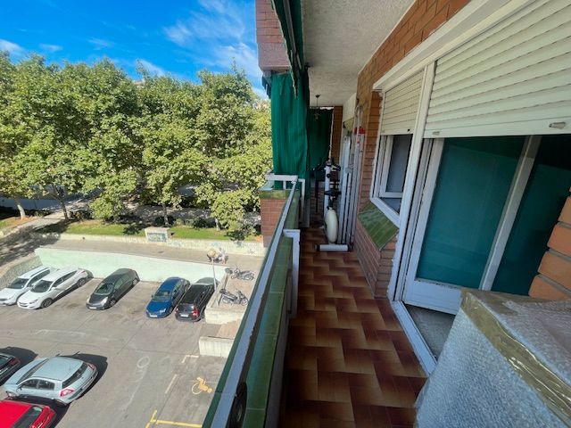 Vista exterior de Piso en venta en Badalona con Calefacción y Balcón
