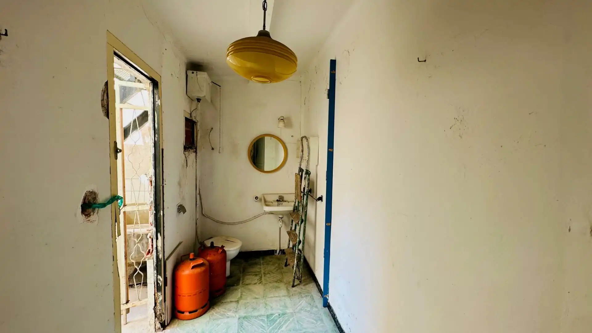Bathroom of Country homes for sale in Lloret de Mar