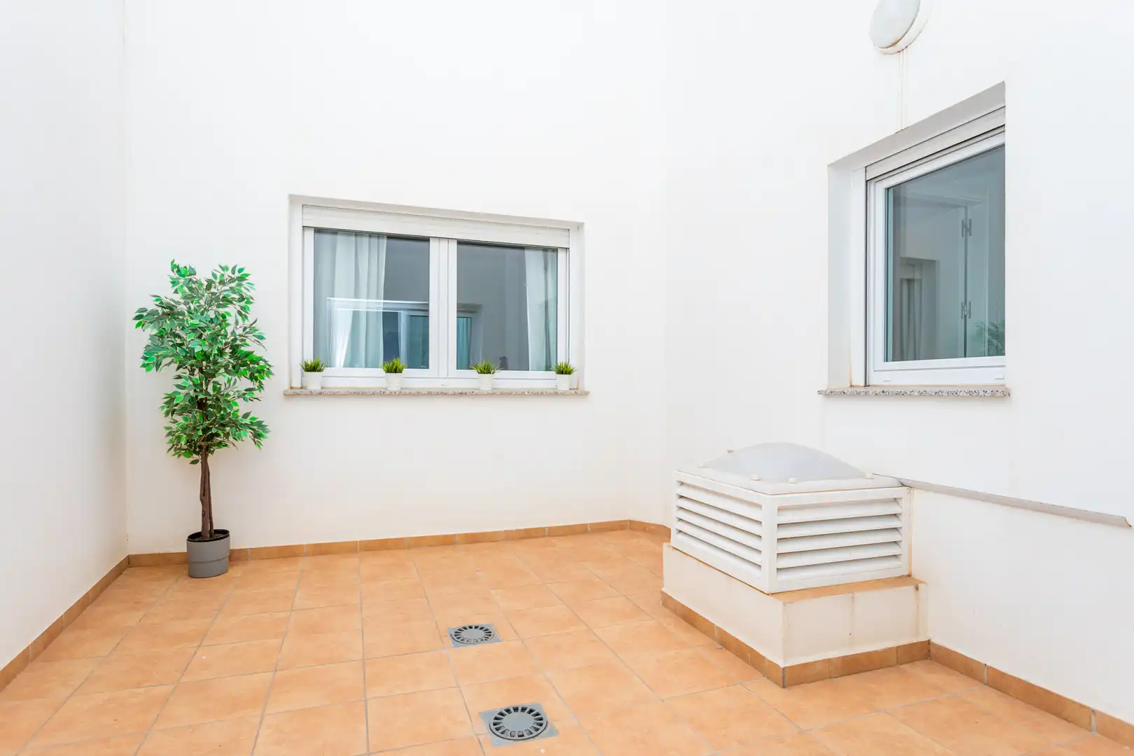 Inmuebles singulares con ascensor en venta en La Cala Mijas, imagen 10