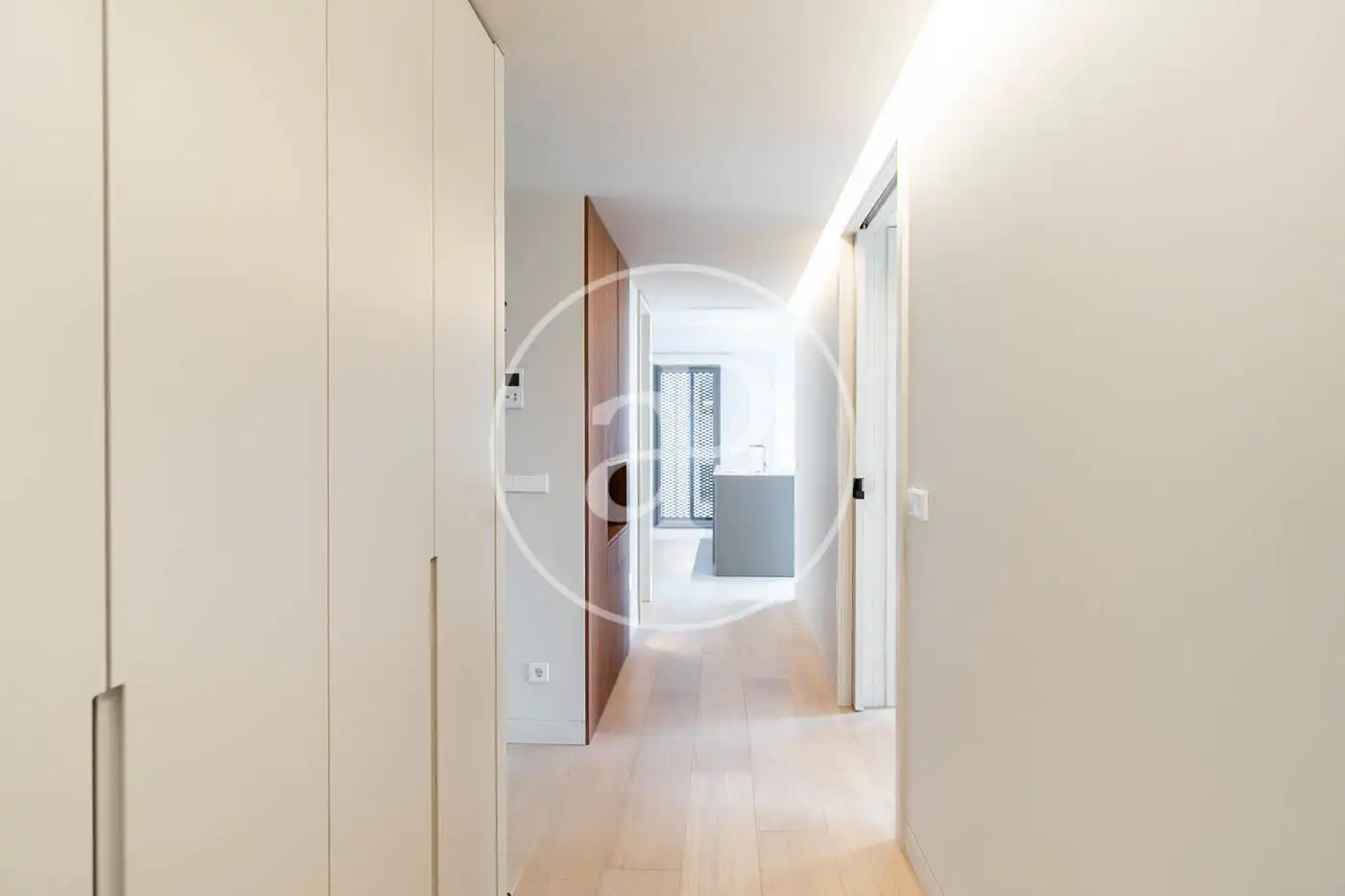 Wohnung zur Miete in Barcelona mit Klimaanlage, Heizung und Privatgarten