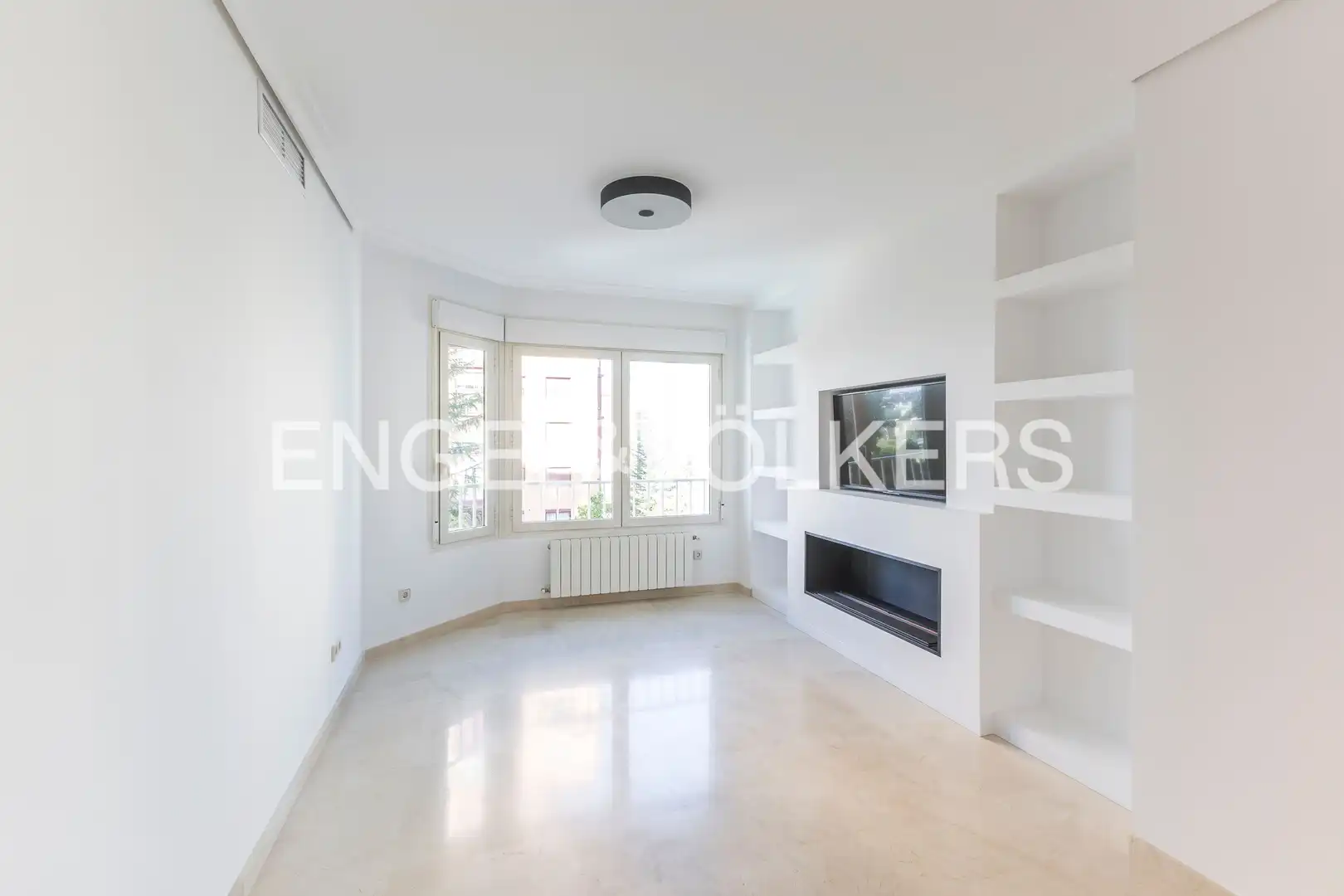 Wohnzimmer von Wohnung zur Miete in Madrid mit Klimaanlage, Heizung und Schwimmbad