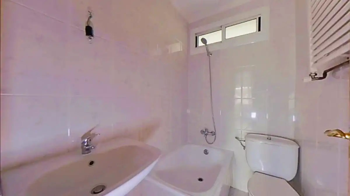 Wohnung zum Verkauf in de les Agudes 128, imagen 9