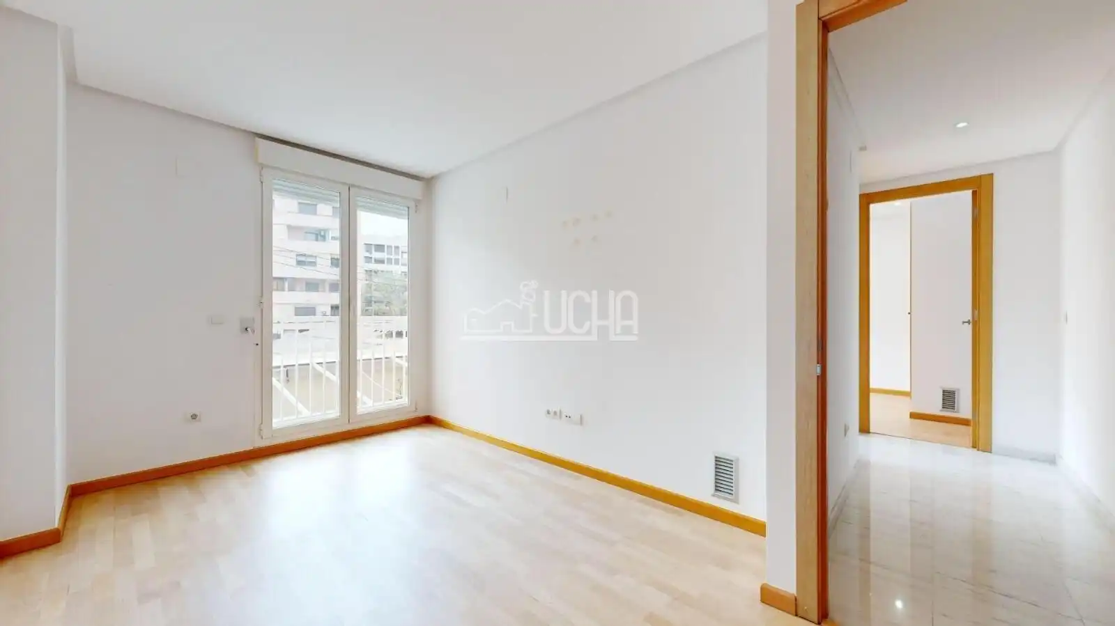 Piso en venta en Calle SAN VICENTE MARTIR, Arrancapins