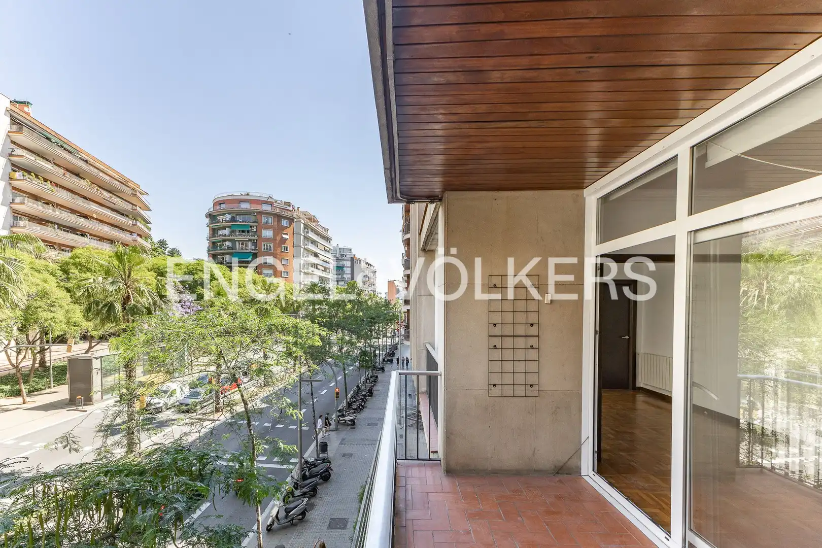 Exterior view of Flat for rent in Barcelona  with Air Conditioner, Heating and Parquet flooring